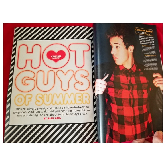Seventeen Magazine August 2015 THE CRUSH ISSUE - Picture 2 of 4